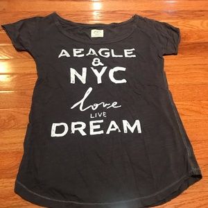 American Eagle  XS t- shirt Color a dark grey